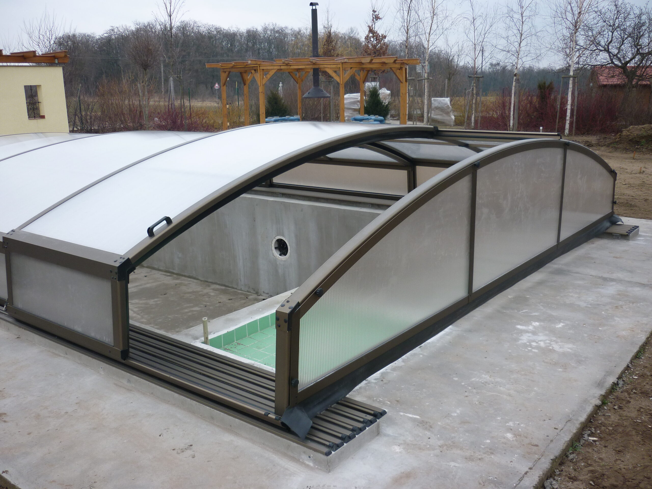 Zadaszenie basenowe model K2 16 Máme pro vás dlouhé léto | Dlouheleto.pl
